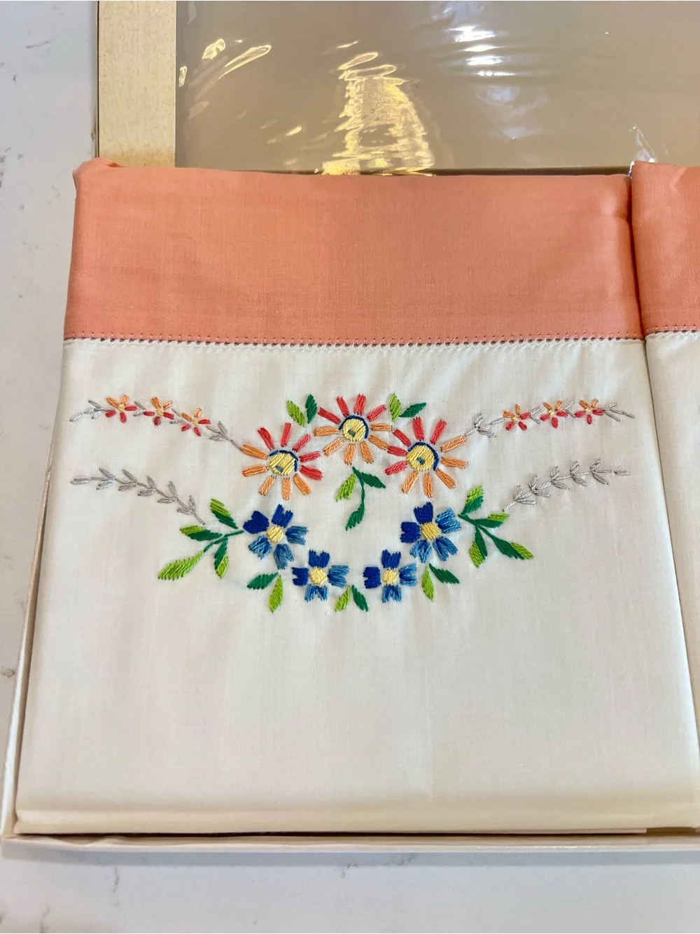 Vintage Embroidered Floral Pillowcases Pair New in Box Peach Cuff Standard